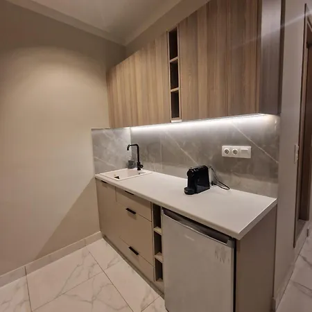 Orrhaon Apartment *